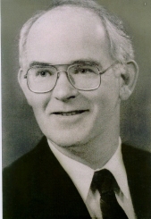 Pastor Robert Finkbeiner