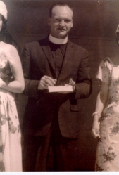 Pastor Robert L. Fraser